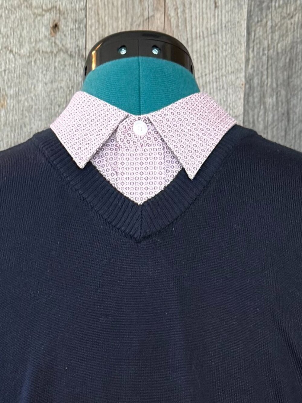 Haggar Sweater and Button Down Shirt Combo Size Large